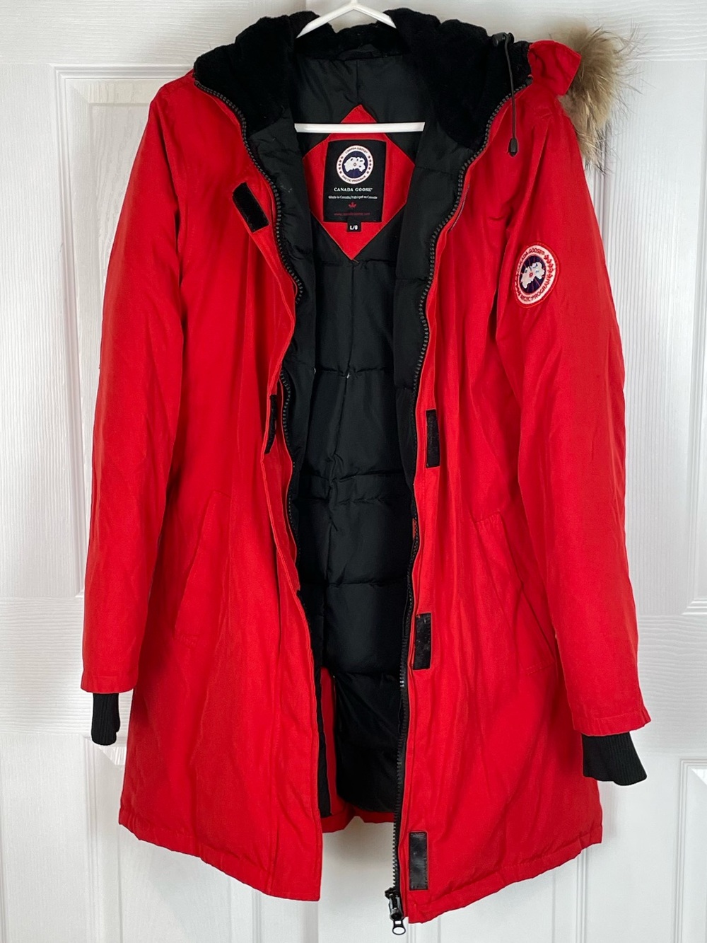 Canada Goose Red Parka with Fur-Trimmed Hood Size Large - Picture 10 of 14